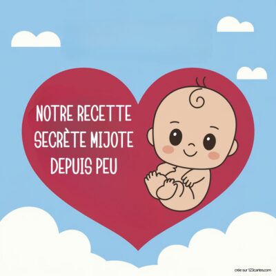 Carte de grossesse avec un bébé souriant dans un cœur rouge, sur fond bleu et nuages, annonçant une grande nouvelle.